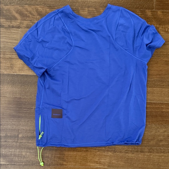 lululemon athletica Blue Short Sleeve Tee - Picture 3 of 5